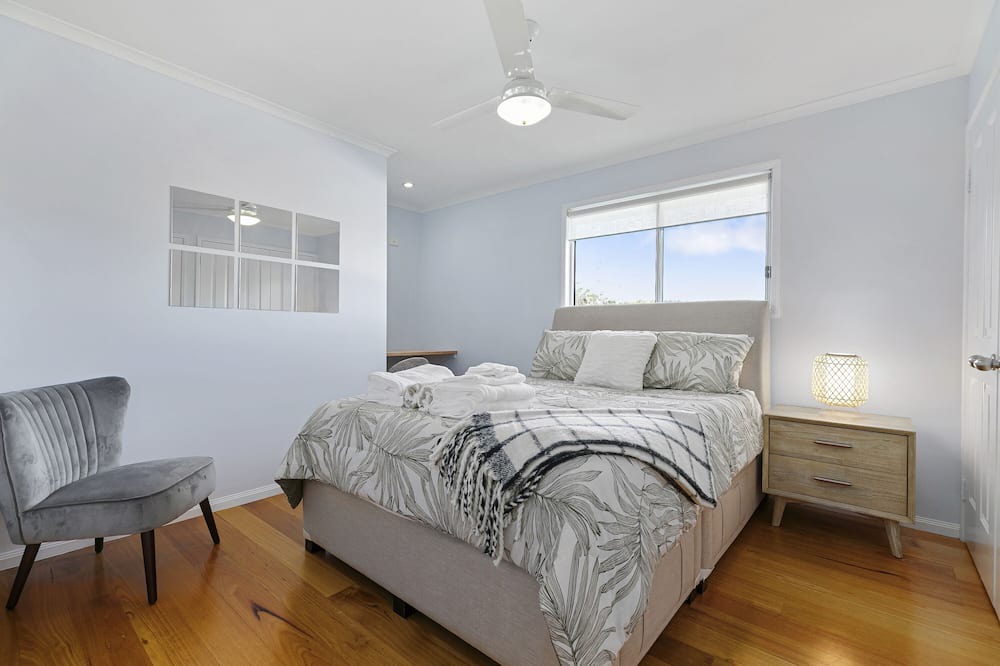 Photo of Bedroom in Beachmere