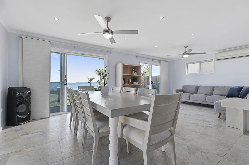 Photo of Others in Beachmere