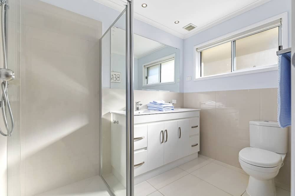 Photo of Bathroom in Beachmere