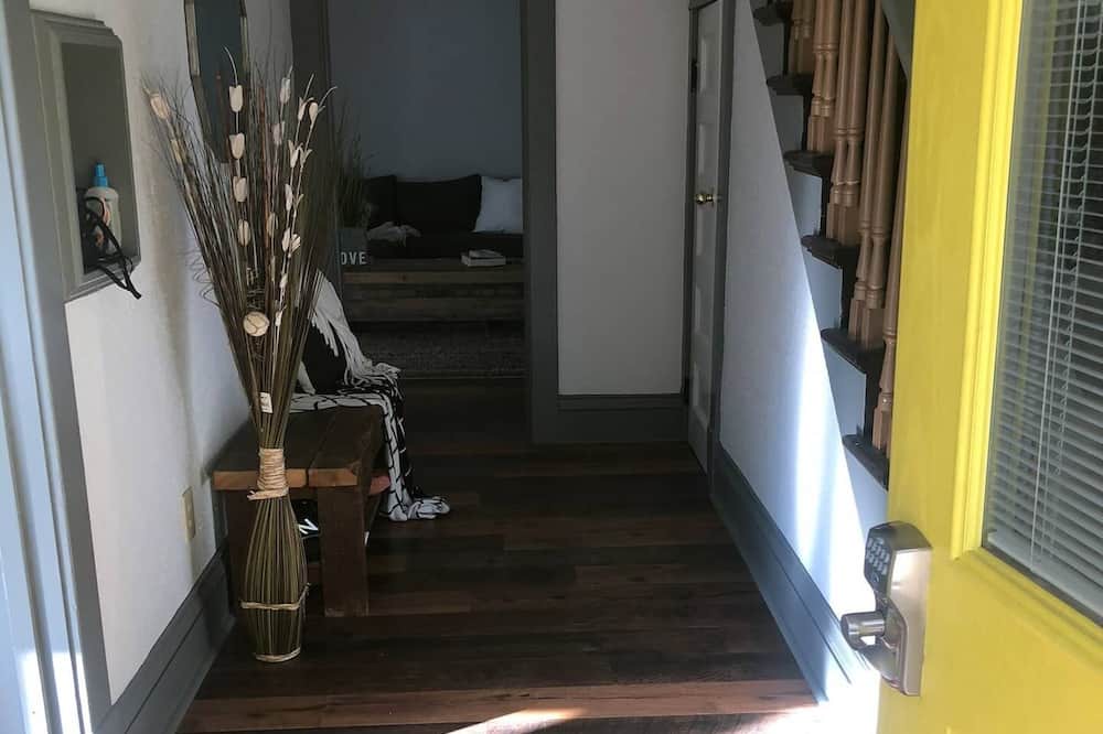 Photo of Others in Goshen