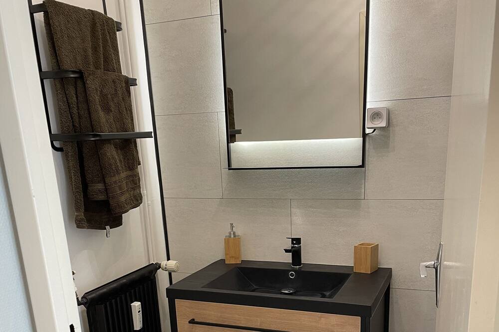 Photo of Bathroom in Pont-Audemer