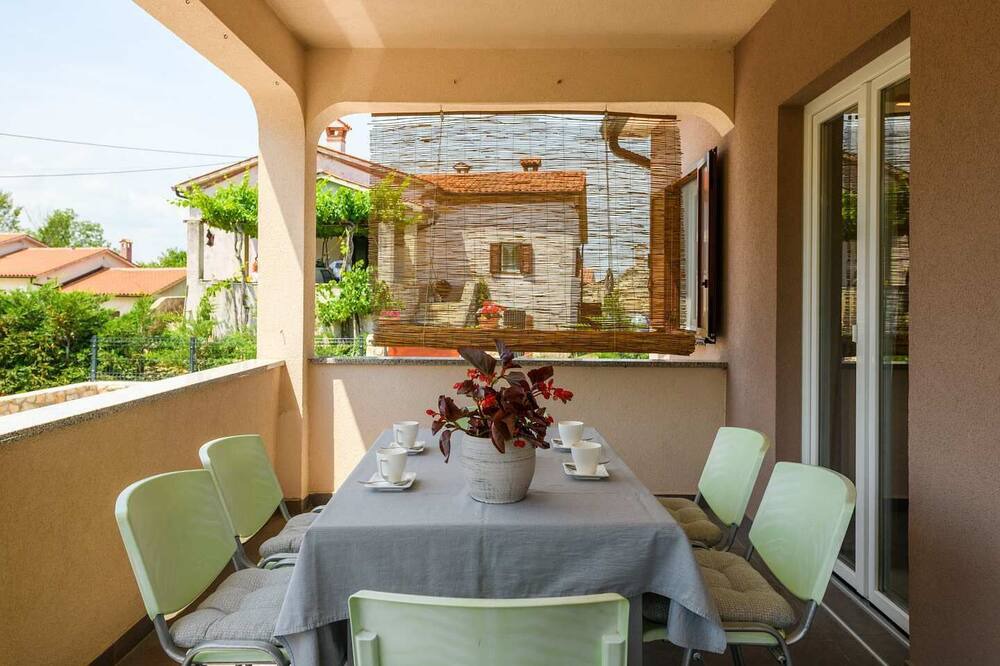 Photo of Patio Balcony in Nedescina