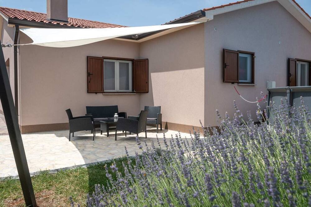 Photo of Patio Balcony in Nedescina