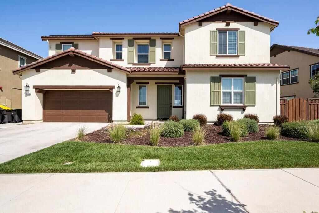 Photo of Outdoor in Lathrop