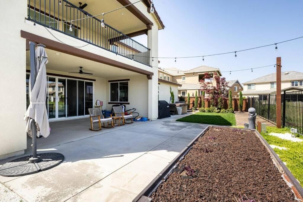 Photo of Outdoor in Lathrop