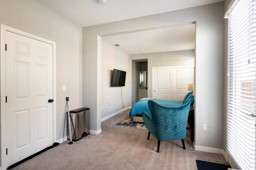 Photo of Others in Lathrop