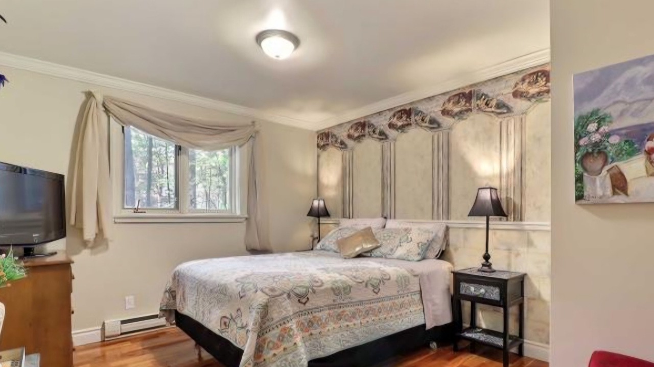 Photo of Bedroom in Morin Heights