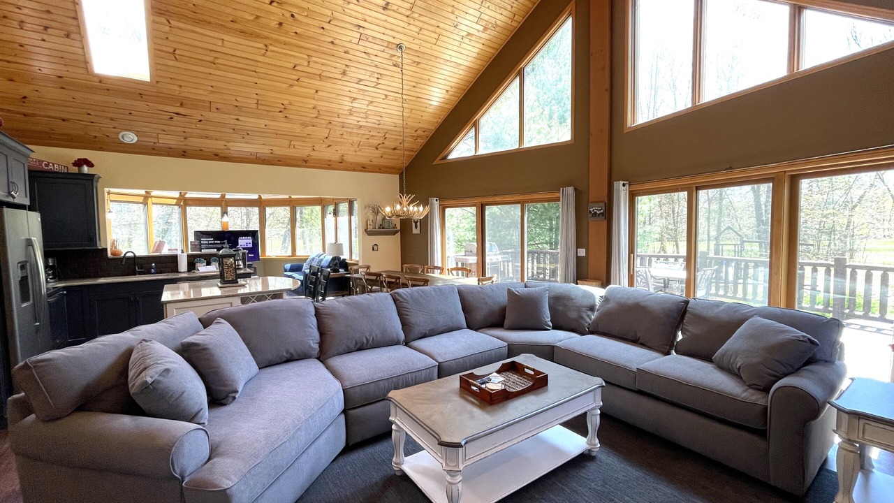 Photo of Livingroom in Spring Brook