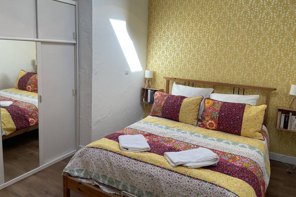 Photo of Bedroom in Ginoles