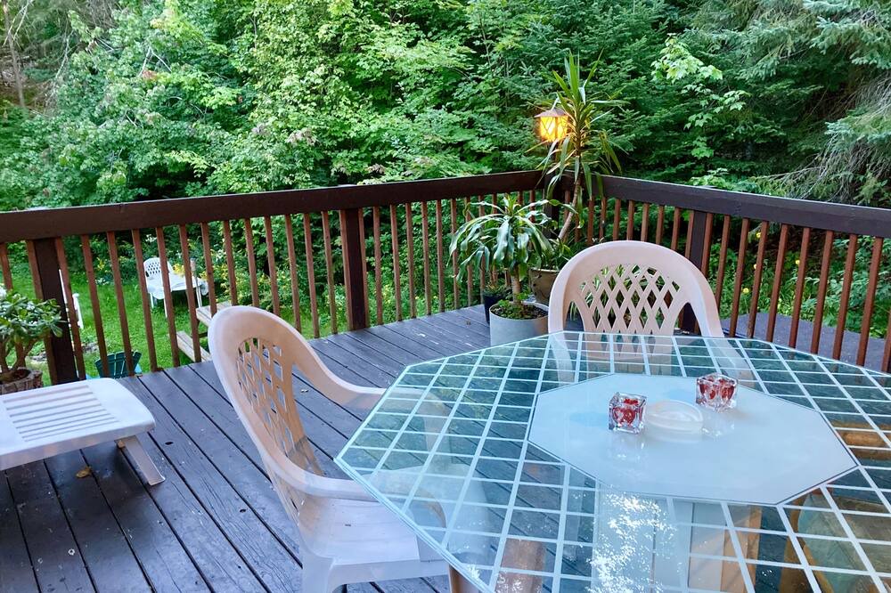 Photo of Patio Balcony in Sainte-Agathe-des-Monts