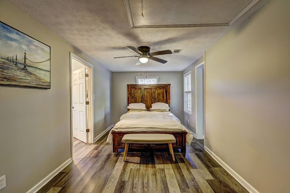 Photo of Bedroom in Conyers