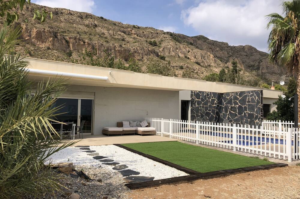 Photo of Outdoor in Agost