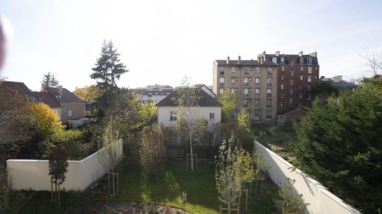 Photo of Others in Puteaux