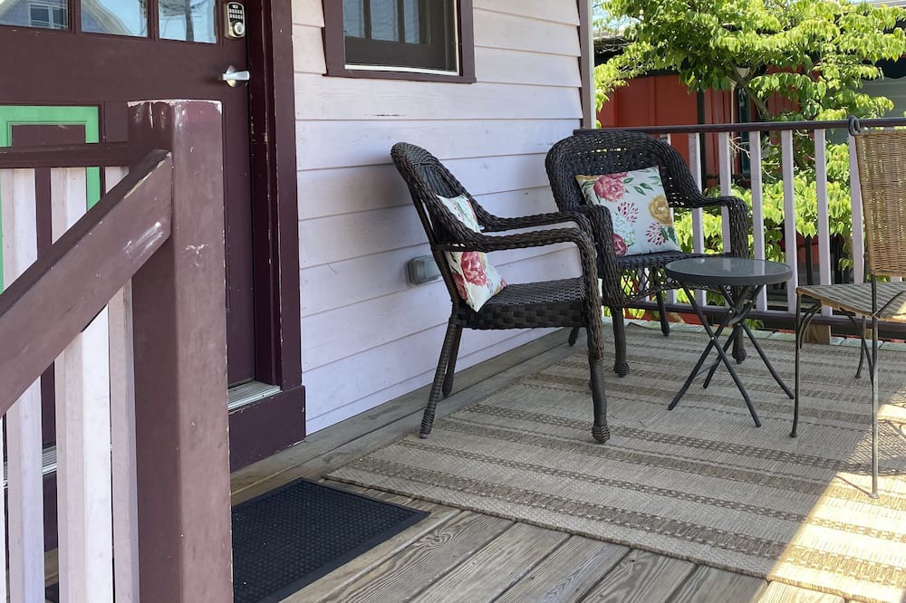 Photo of Patio Balcony in Chesapeake City