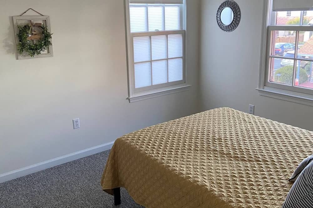 Photo of Bedroom in Chesapeake City