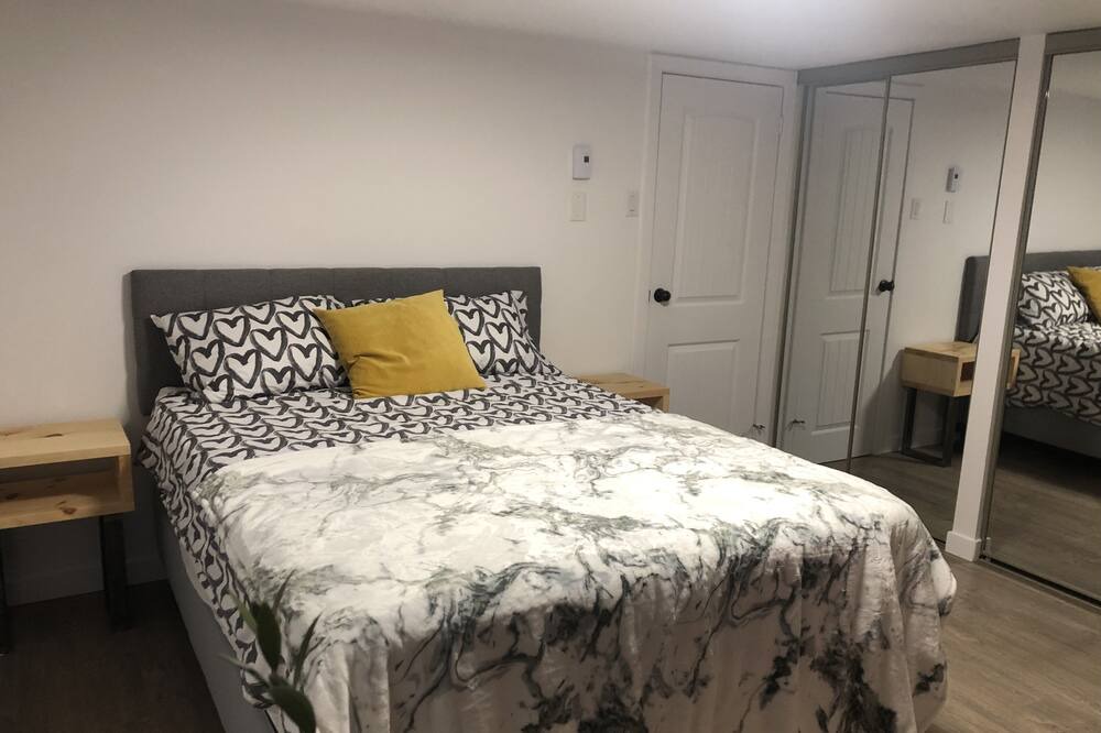 Photo of Bedroom in L'Ile-Bizard