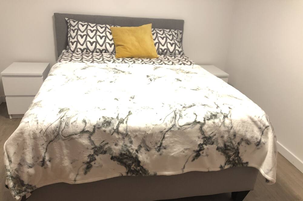 Photo of Bedroom in L'Ile-Bizard