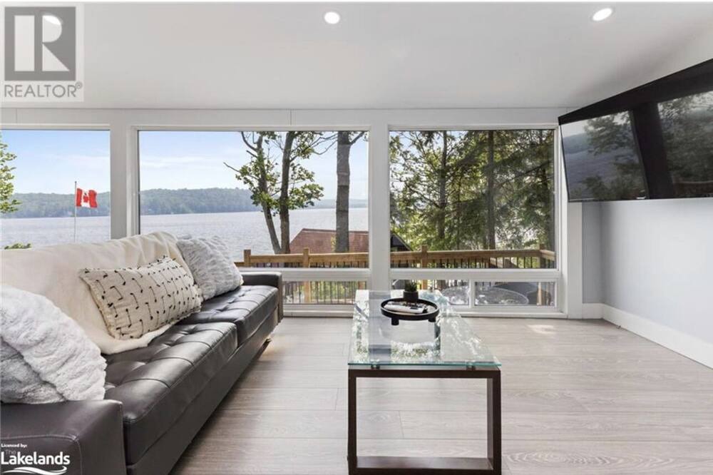 Photo of Livingroom in Ryerson