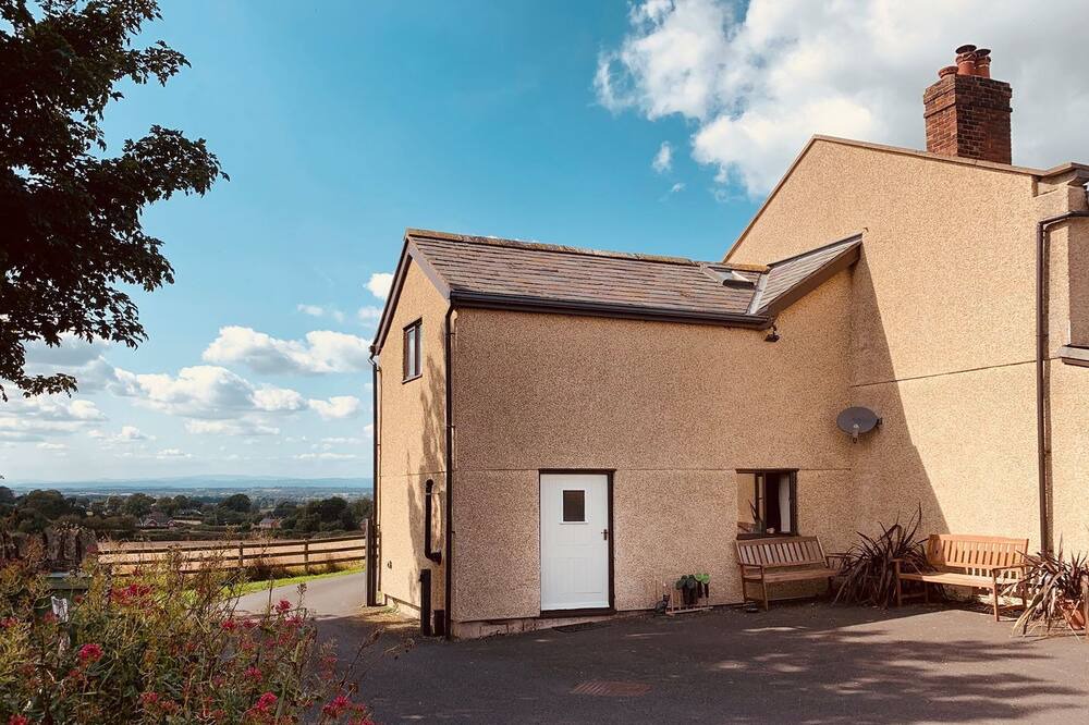 Photo of Outdoor in Loppington