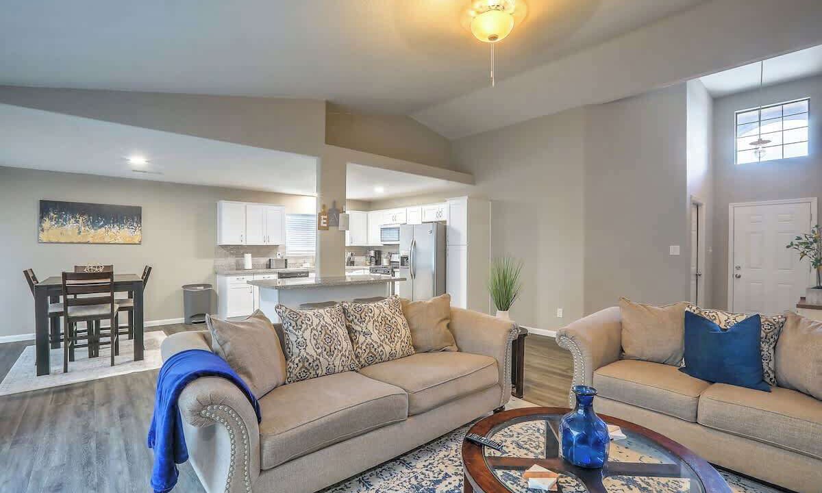 Photo of Livingroom in Alamogordo