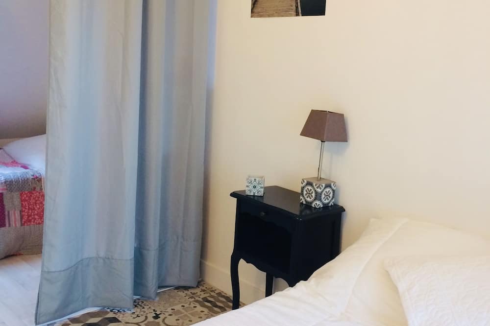 Photo of Bedroom in Blere