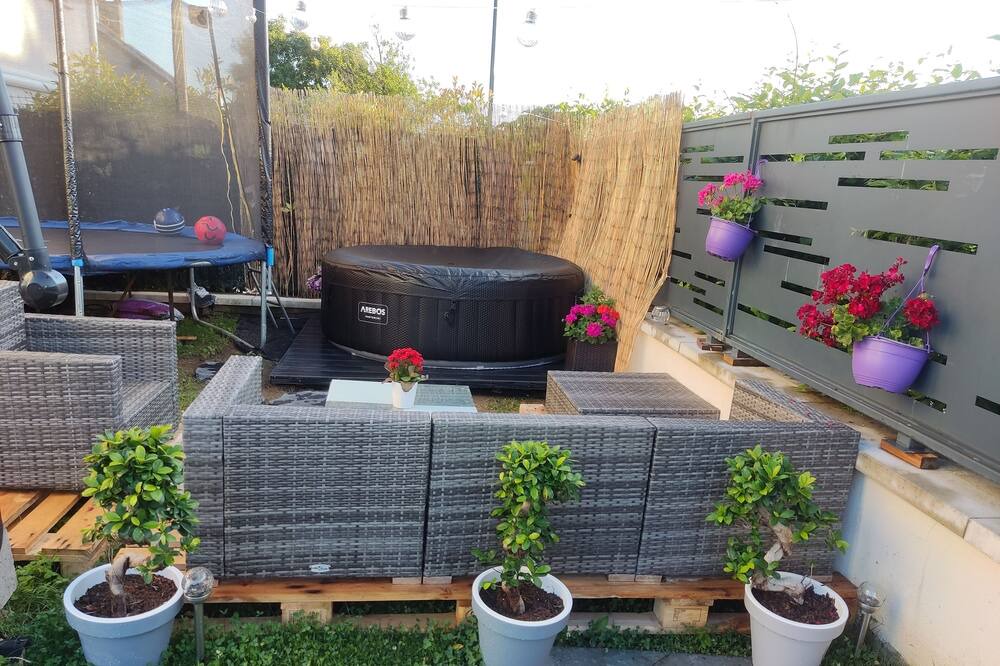 Photo of Patio Balcony in Contamine-sur-Arve