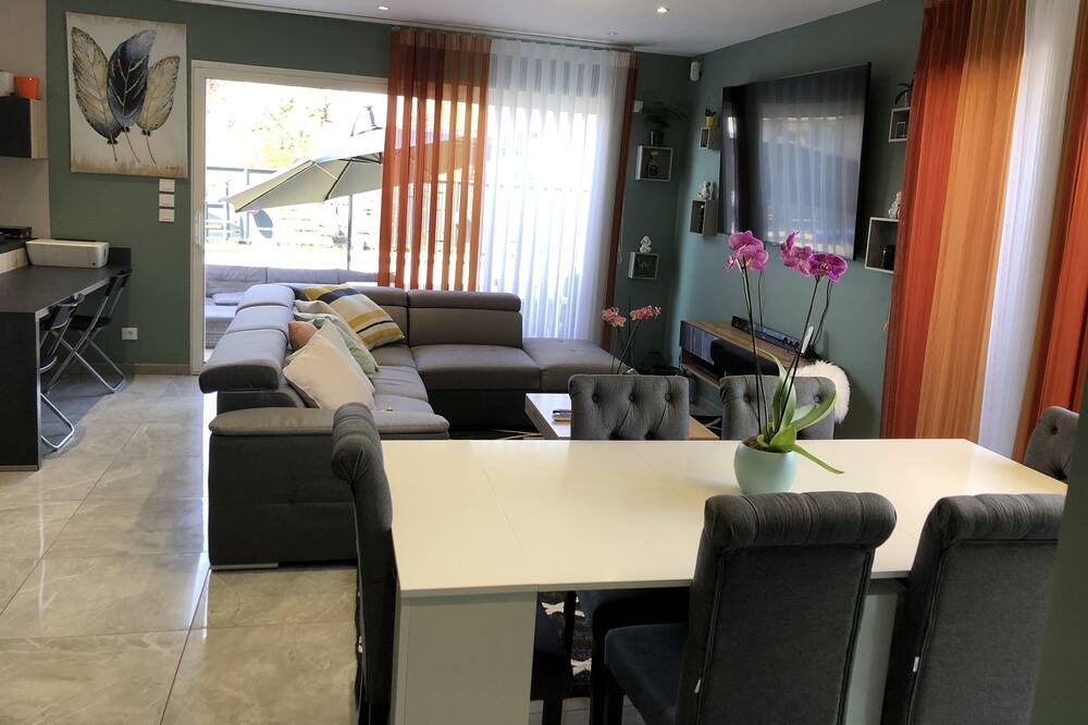 Photo of Livingroom in Contamine-sur-Arve