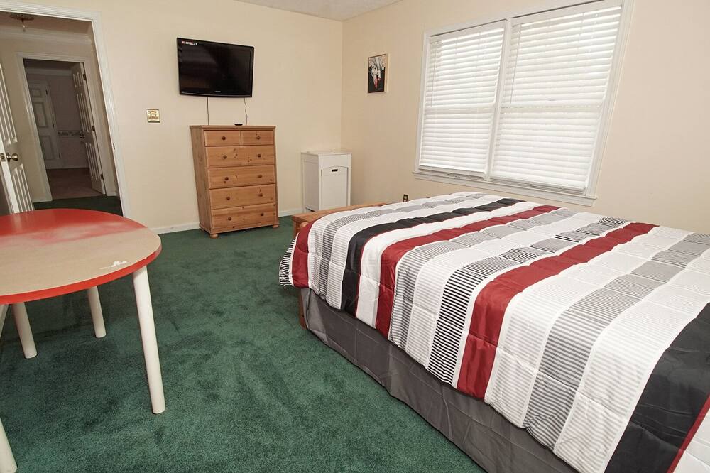 Photo of Others in Stockbridge