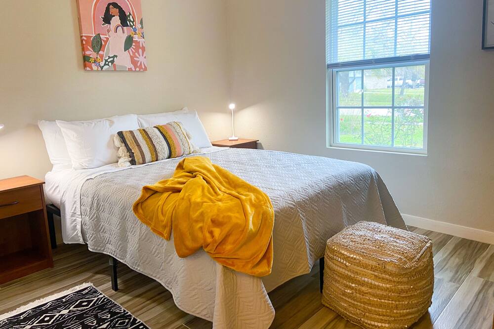 Photo of Bedroom in College Park