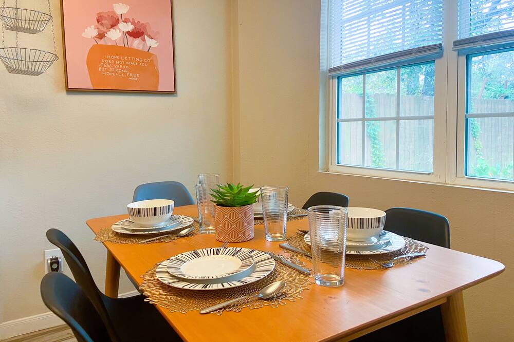 Photo of Kitchen in College Park