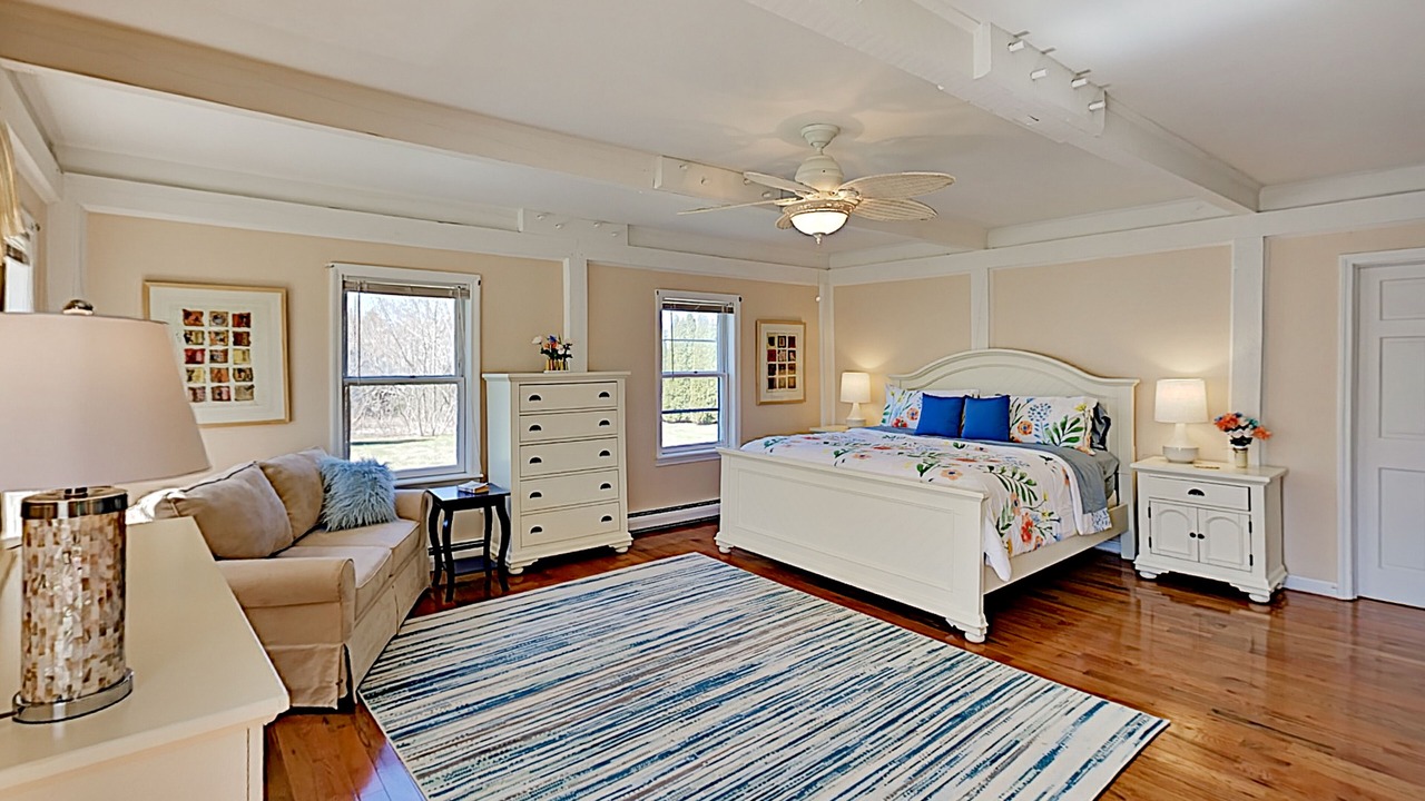 Photo of Others in West Hyannisport