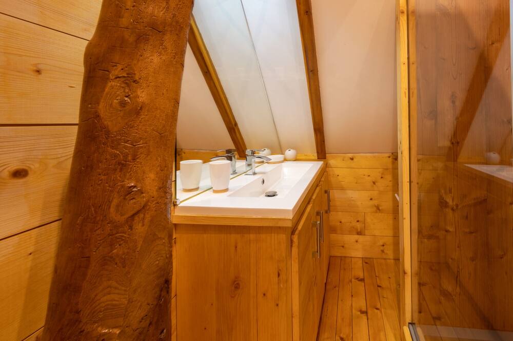 Photo of Bathroom in Saint-Pastous