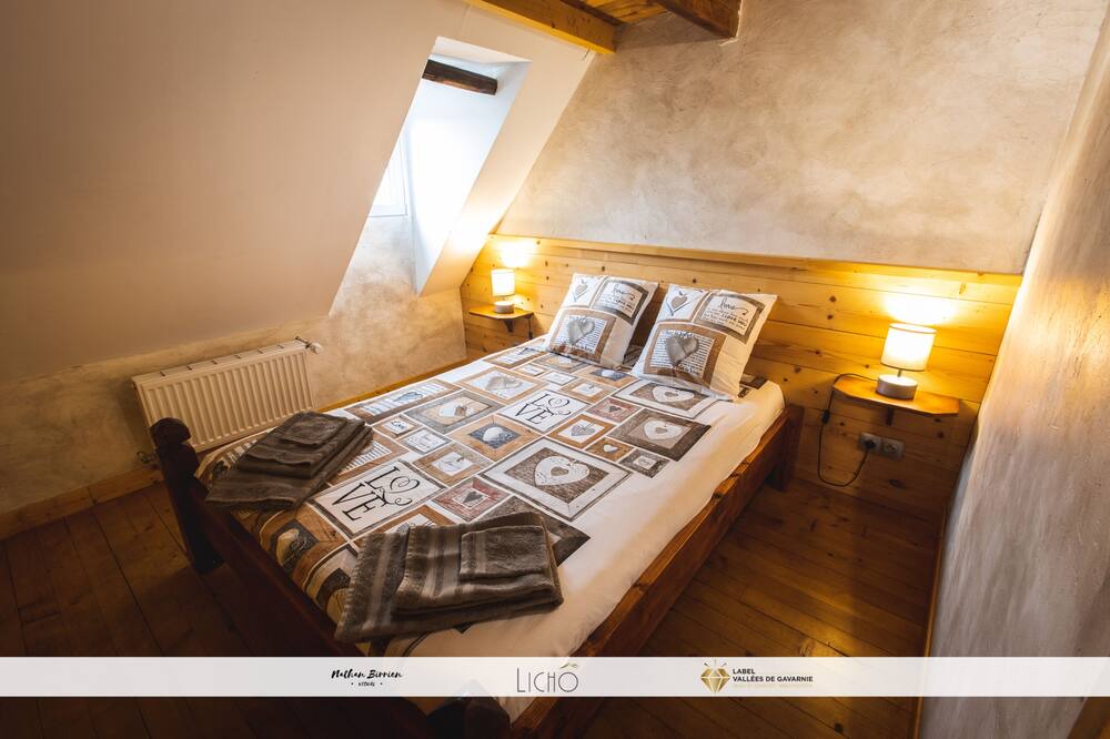 Photo of Bedroom in Saint-Pastous