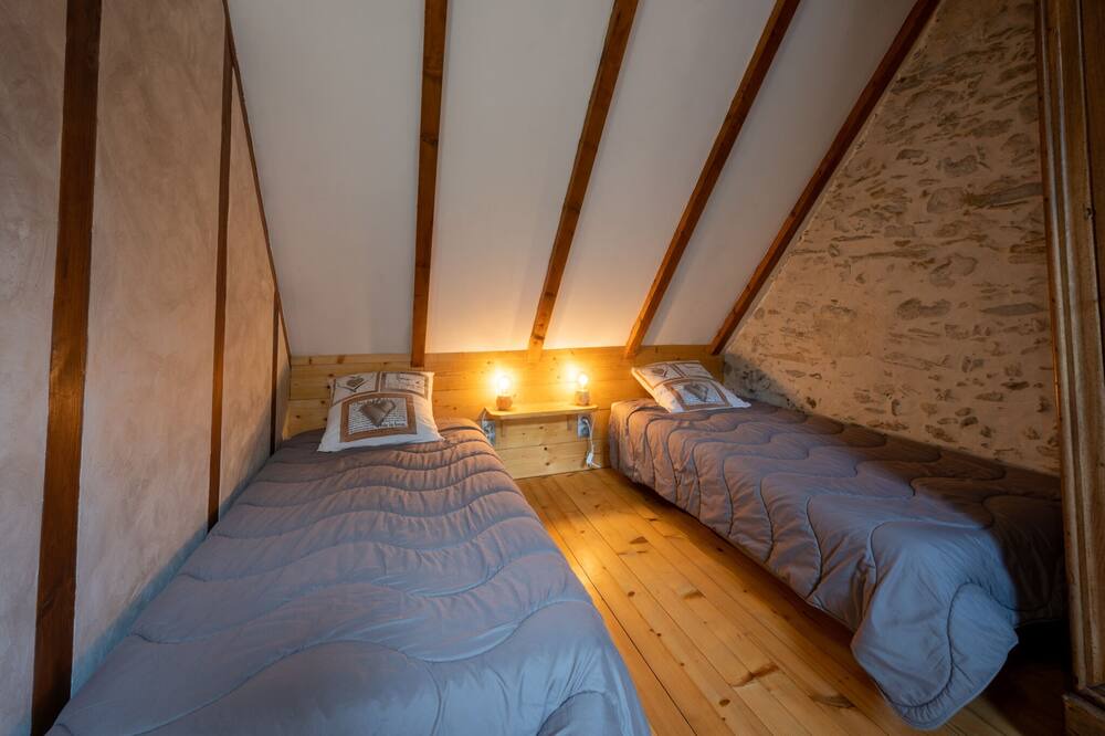 Photo of Bedroom in Saint-Pastous