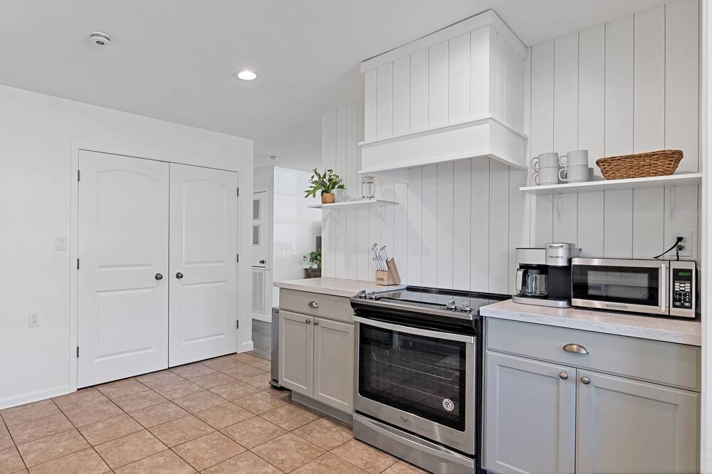 Photo of Kitchen in Richards - K F O