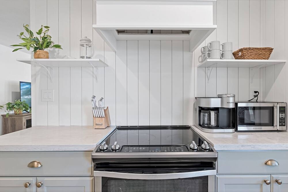 Photo of Kitchen in Richards - K F O