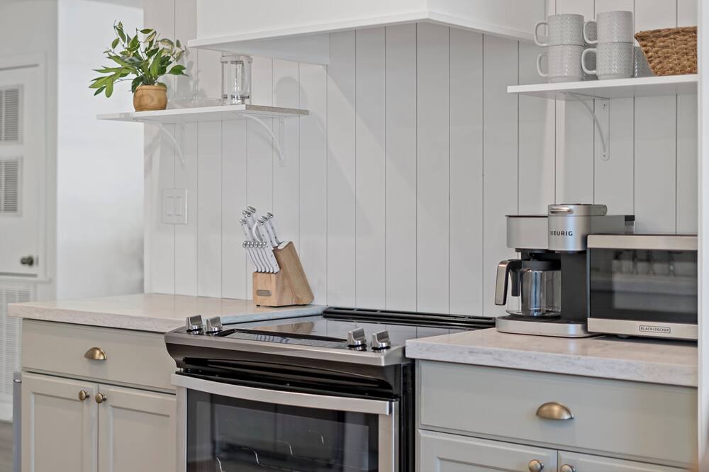 Photo of Kitchen in Richards - K F O