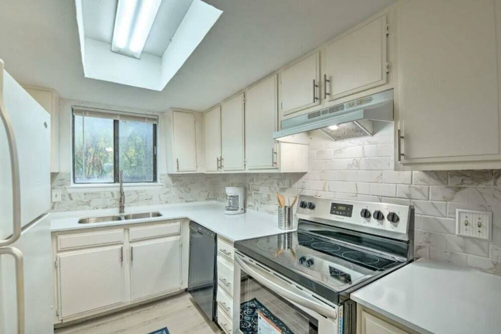 Photo of Kitchen in Northeast Dallas