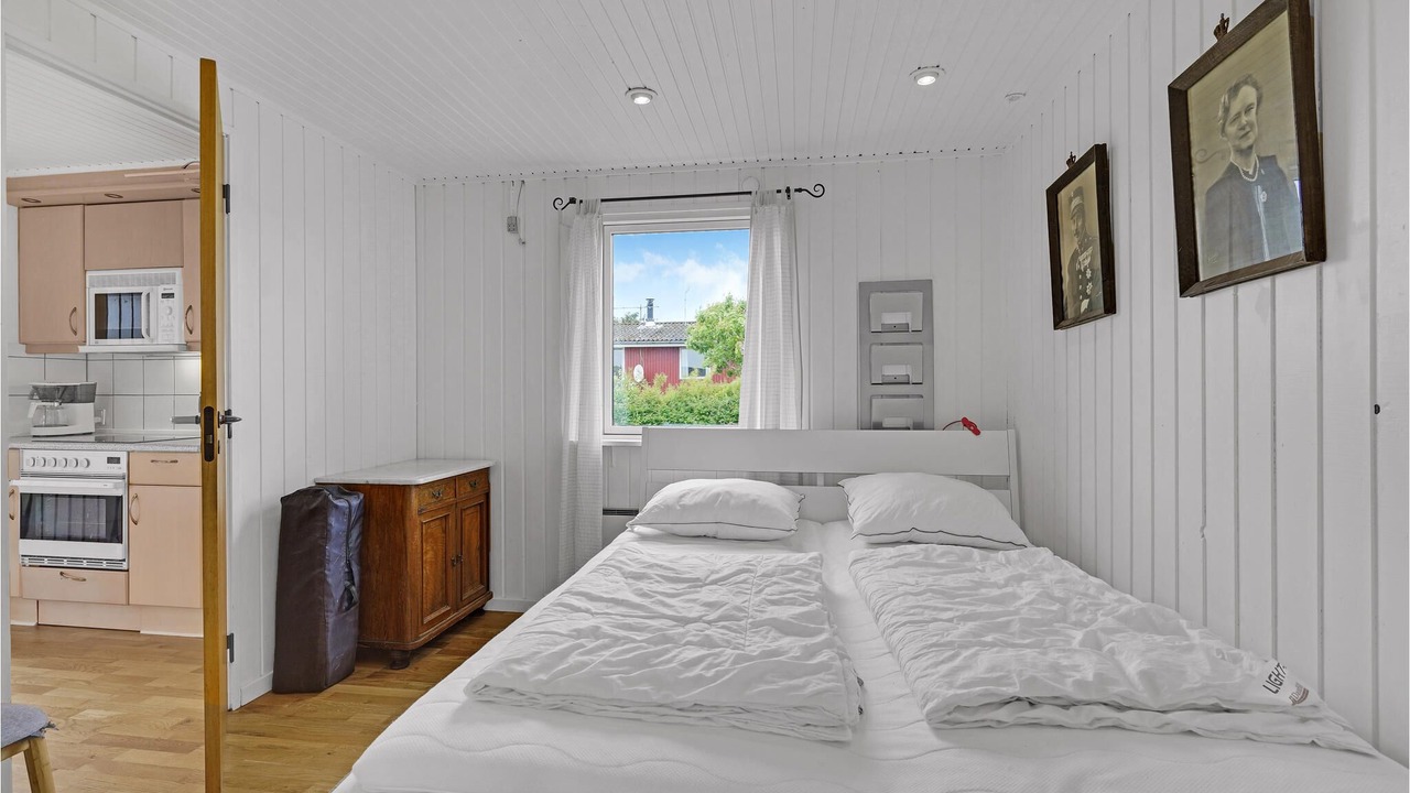 Photo of Others in Helnæs By