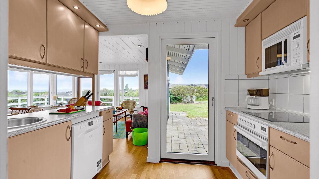Photo of Kitchen in Helnæs By
