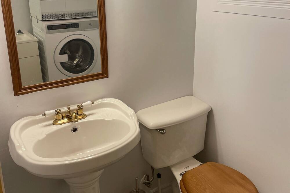 Photo of Bathroom in Masson-Angers