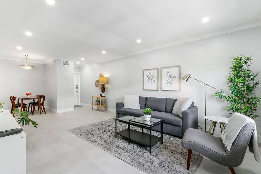 Photo of Livingroom in Barrier Island