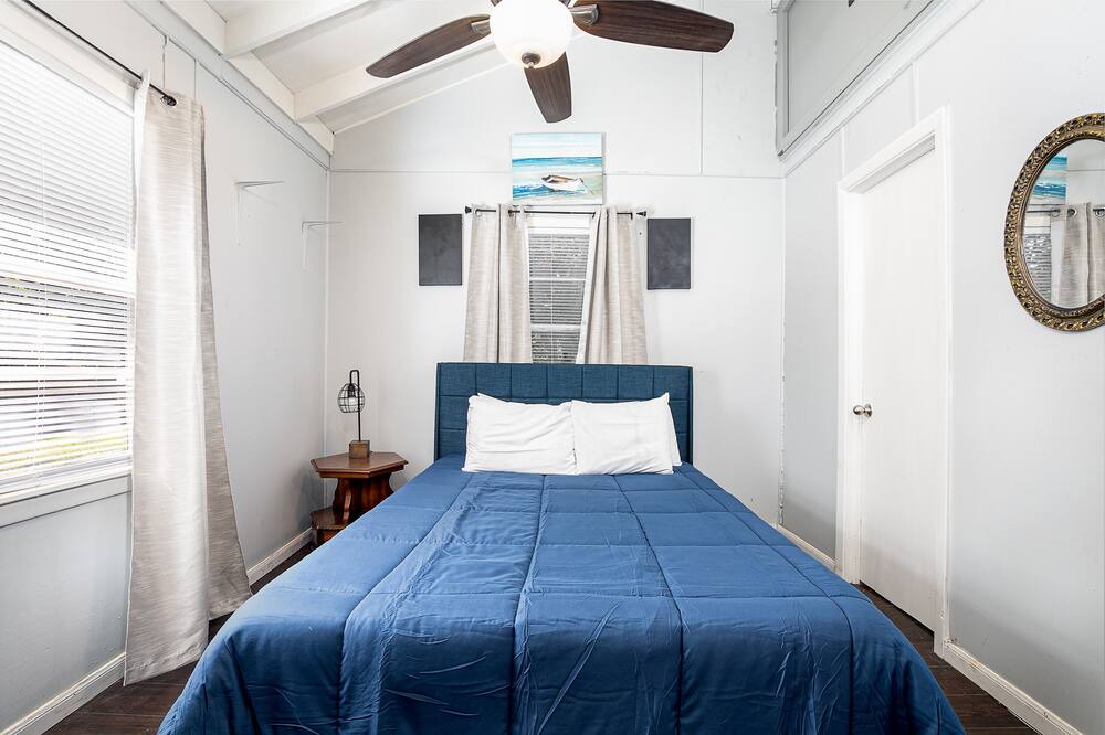 Photo of Bedroom in Gordonville