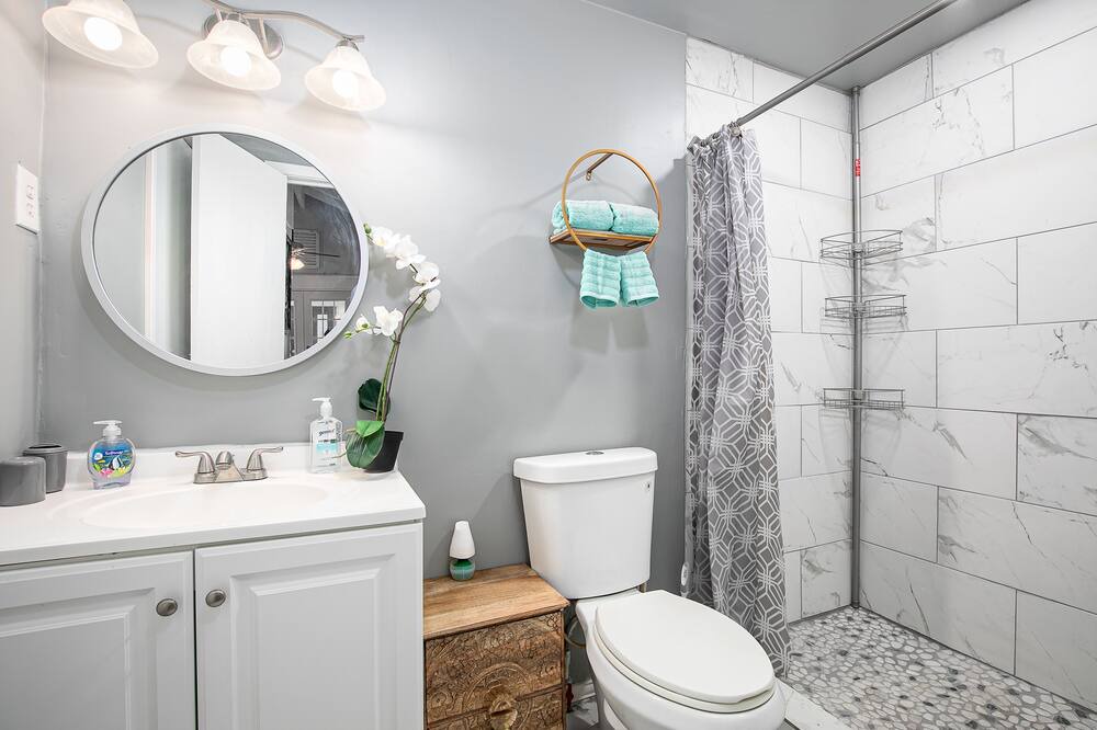Photo of Bathroom in Gordonville