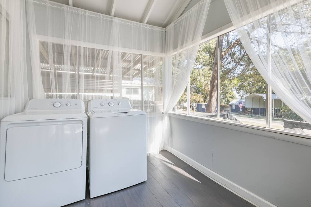Photo of Bedroom in Gordonville