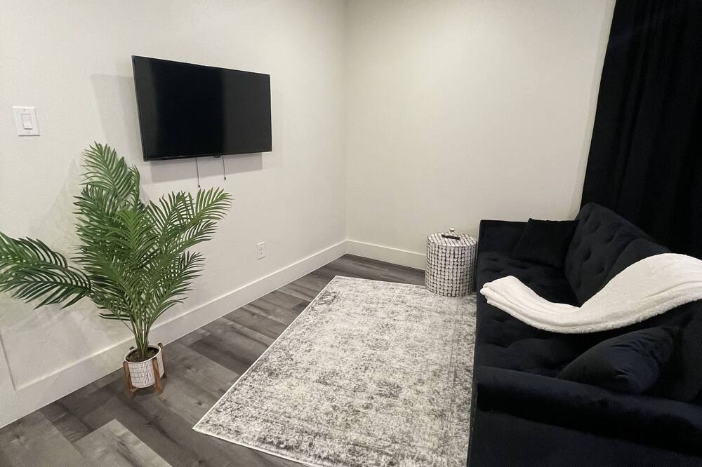 Photo of Livingroom in Old East Dallas