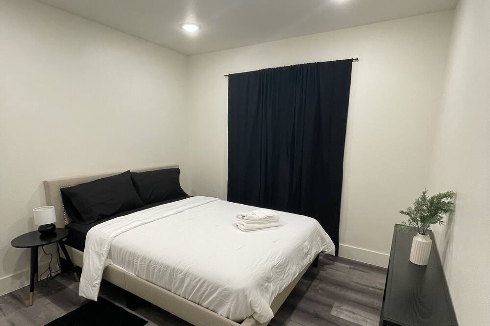 Photo of Bedroom in Old East Dallas