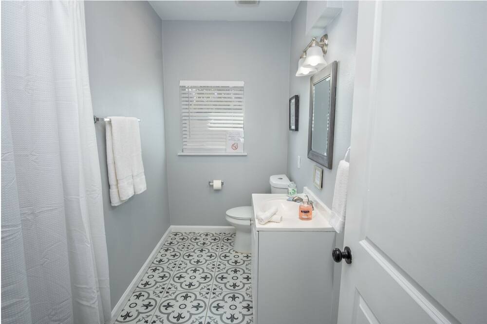 Photo of Bathroom in Beacon Hill