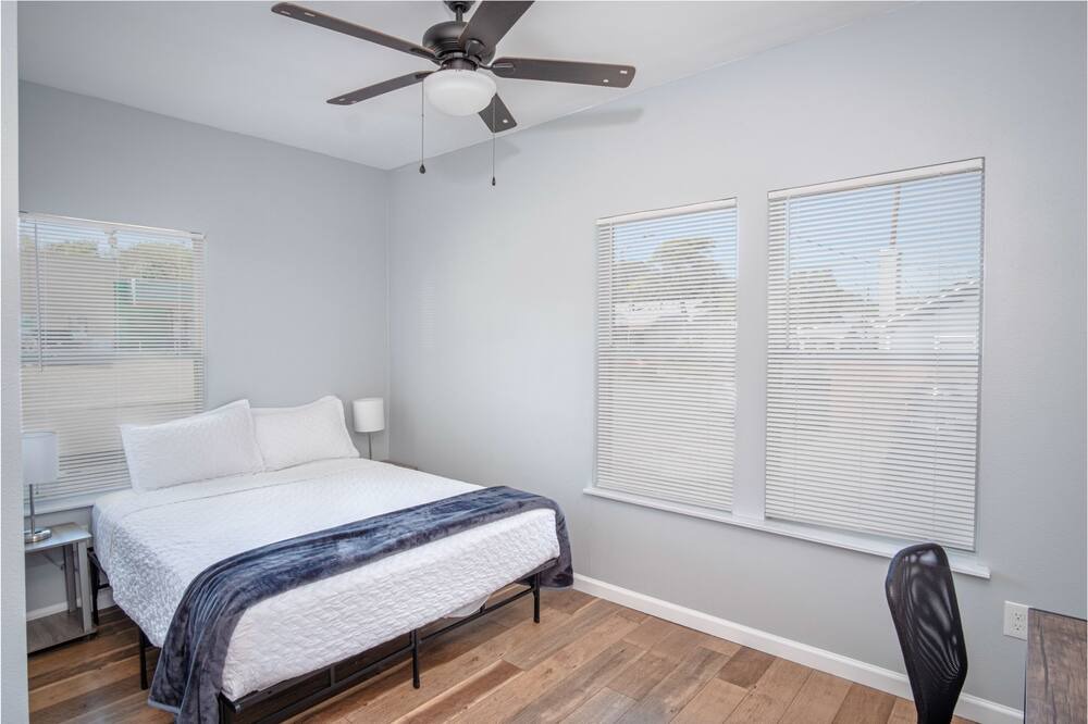Photo of Bedroom in Beacon Hill
