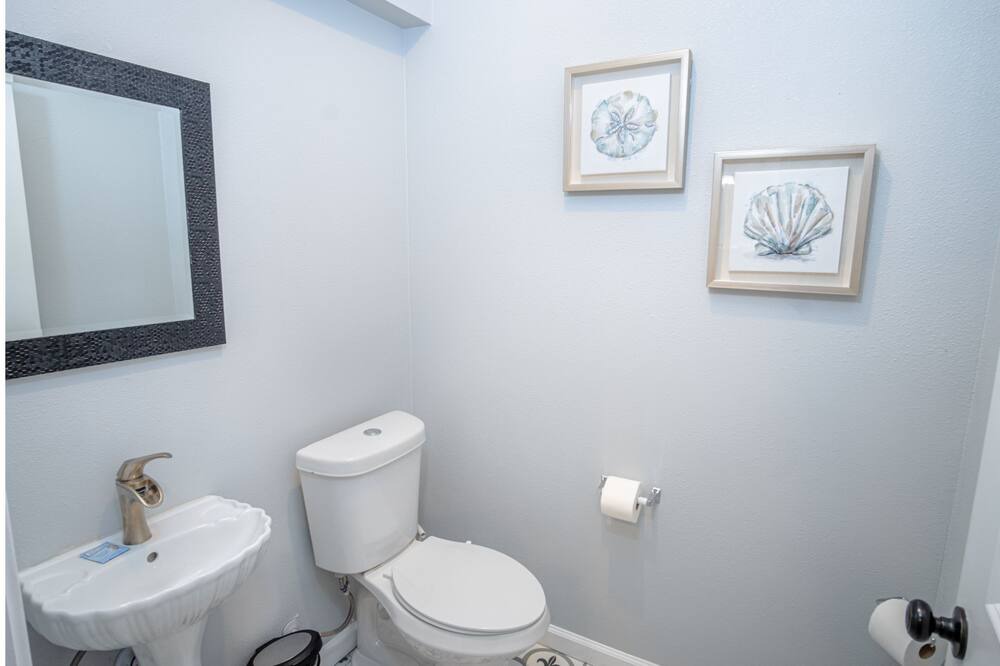 Photo of Bathroom in Beacon Hill